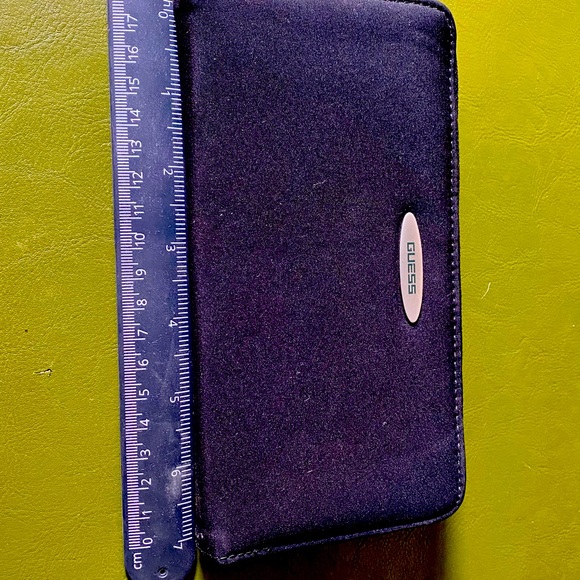 Guess Two-Fold Wallet - Picture 5 of 5